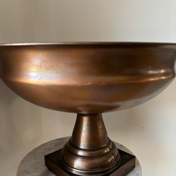 Copper/Bronze Footed Pedestal Base Bowl Urn Large Centerpiece 13.25” W 9.25” T - Picture 2 of 16